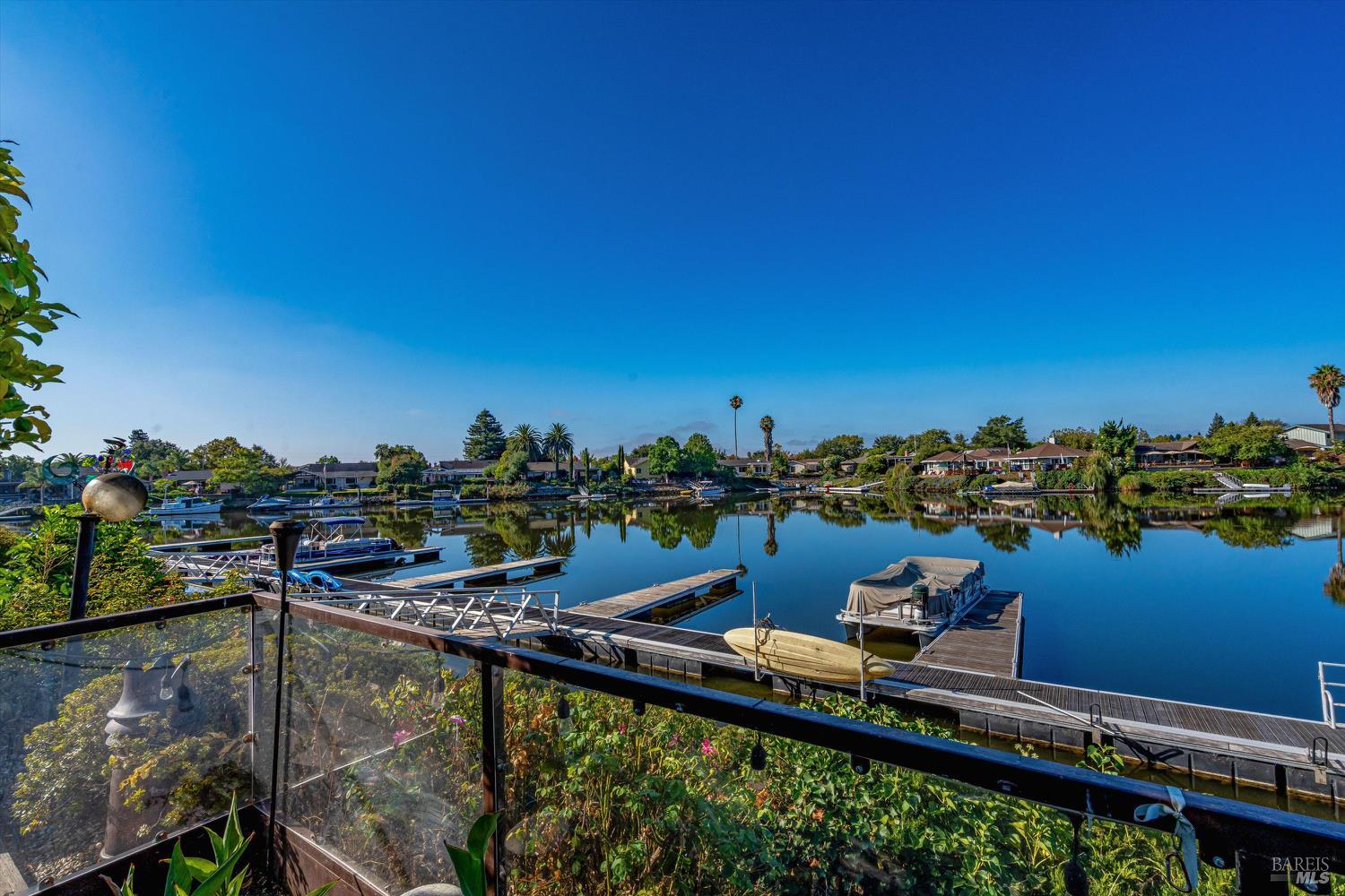 925 Marina Dr