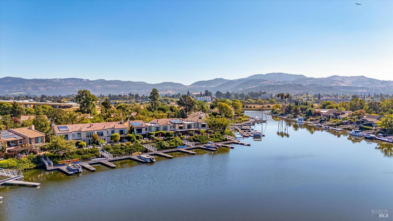 925 Marina Dr