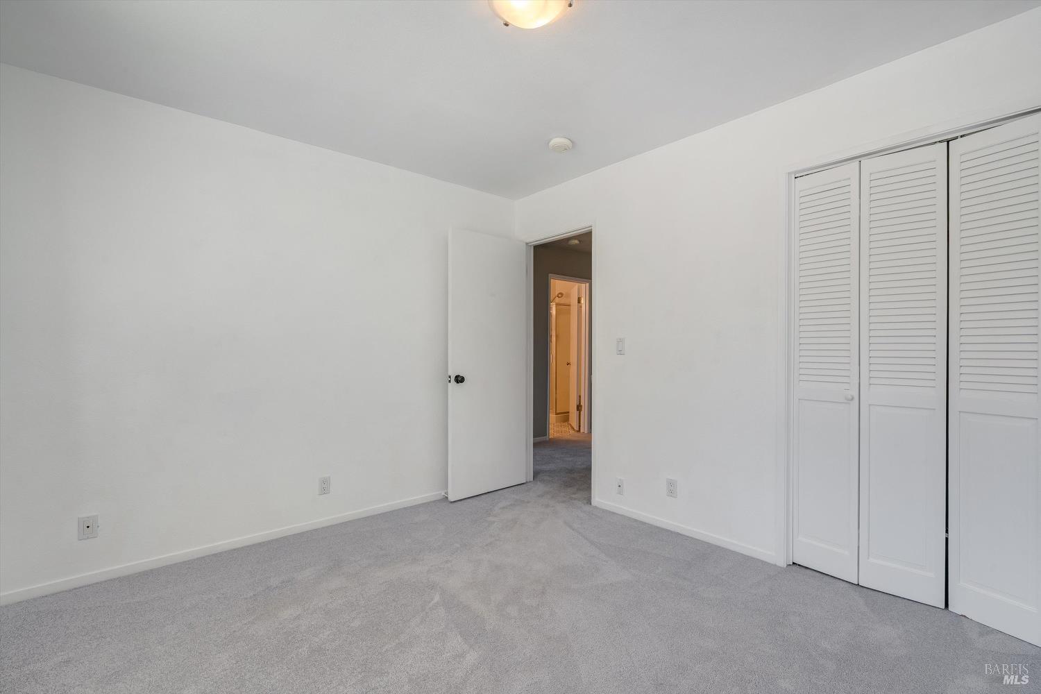 925 Marina Dr