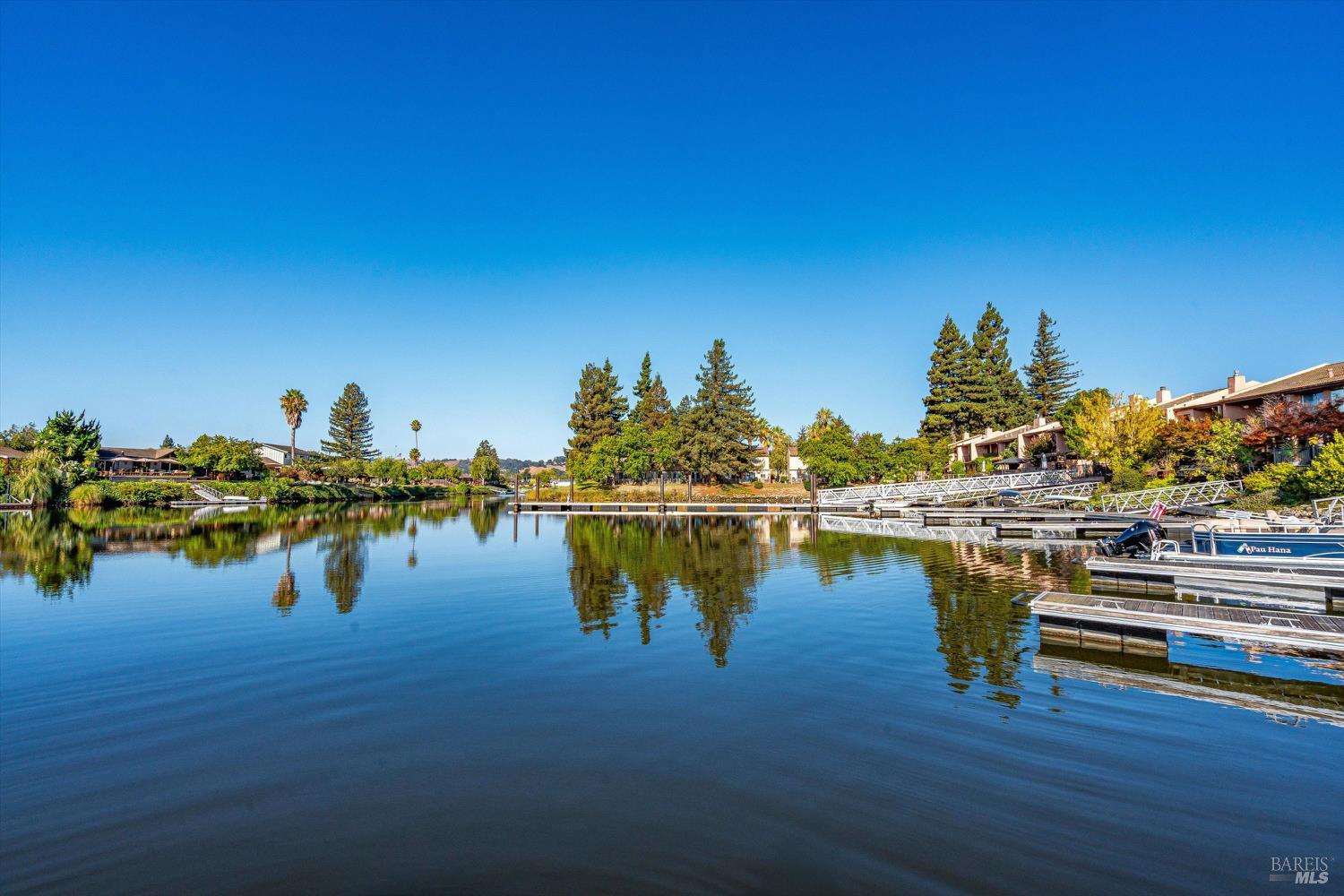 925 Marina Dr