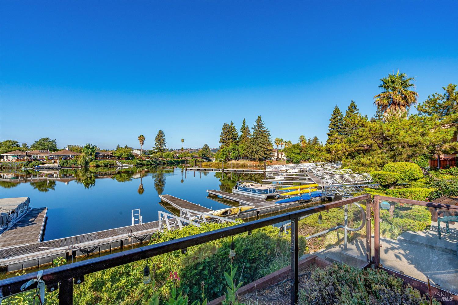 925 Marina Dr