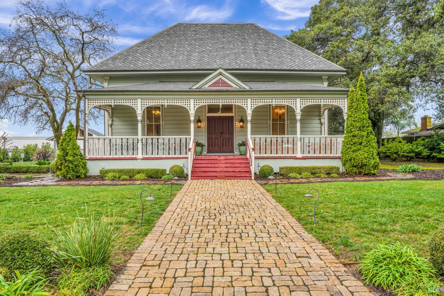 129 Devlin Rd