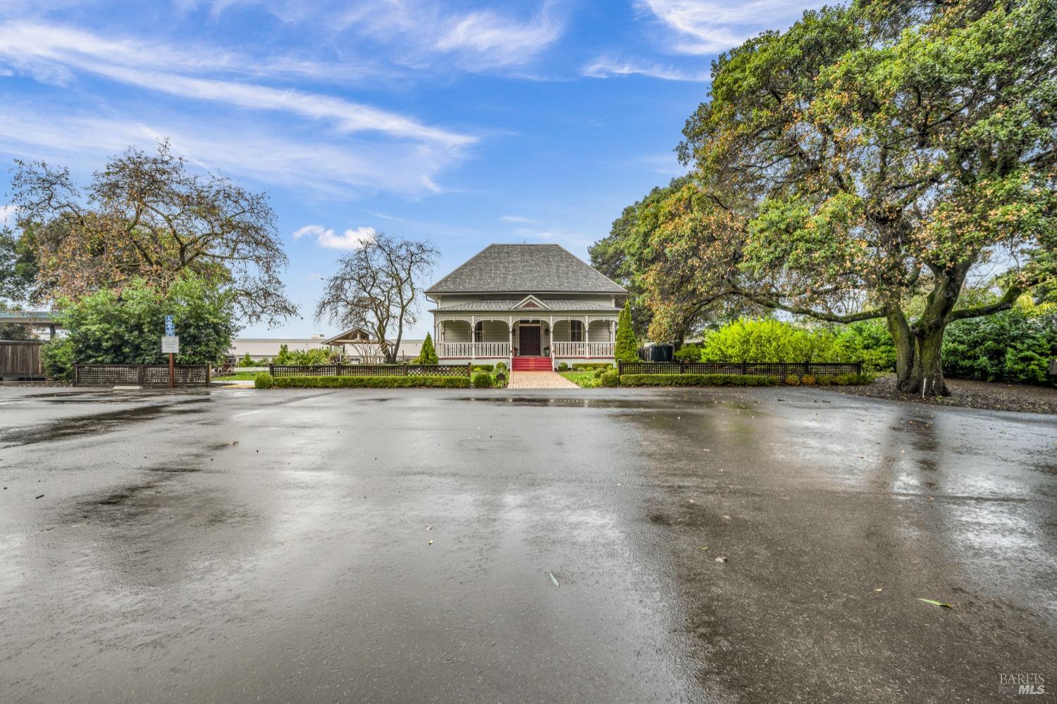 129 Devlin Rd