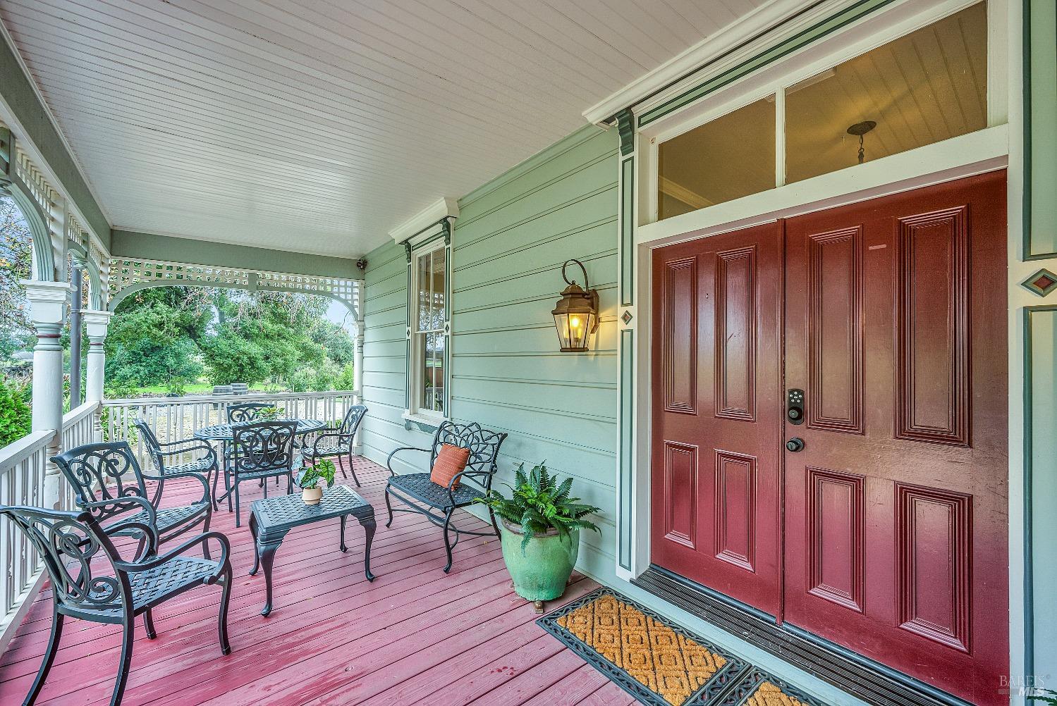 129 Devlin Rd