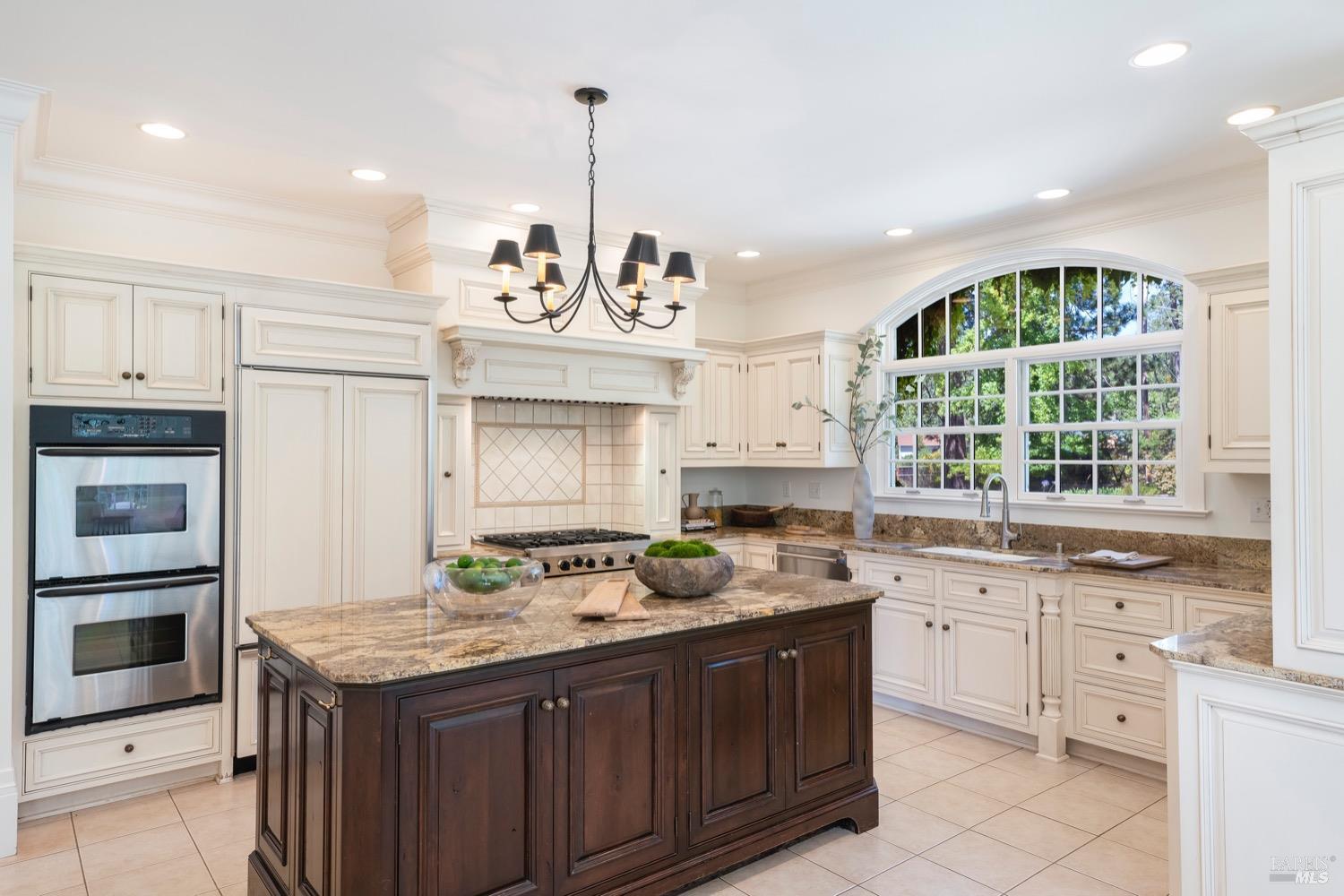 335 Pine Breeze Dr
