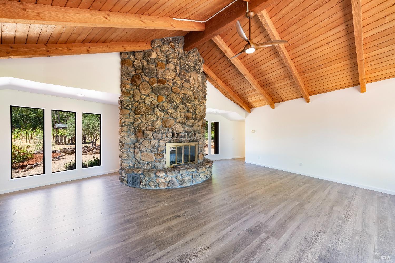 2131 Foothill Blvd