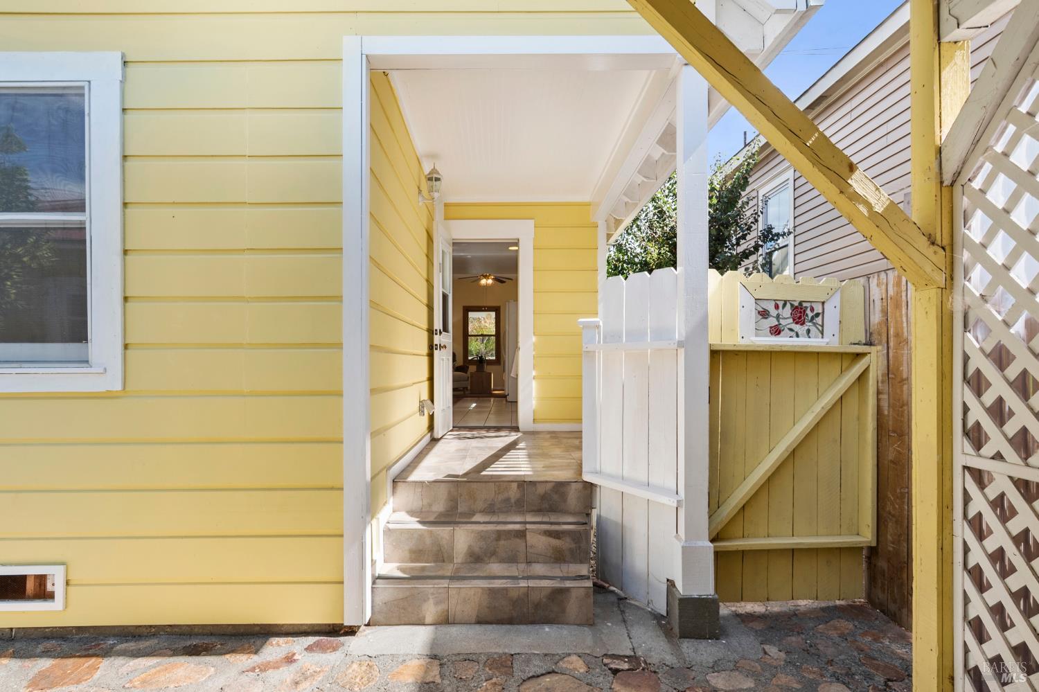 2065 Yajome St