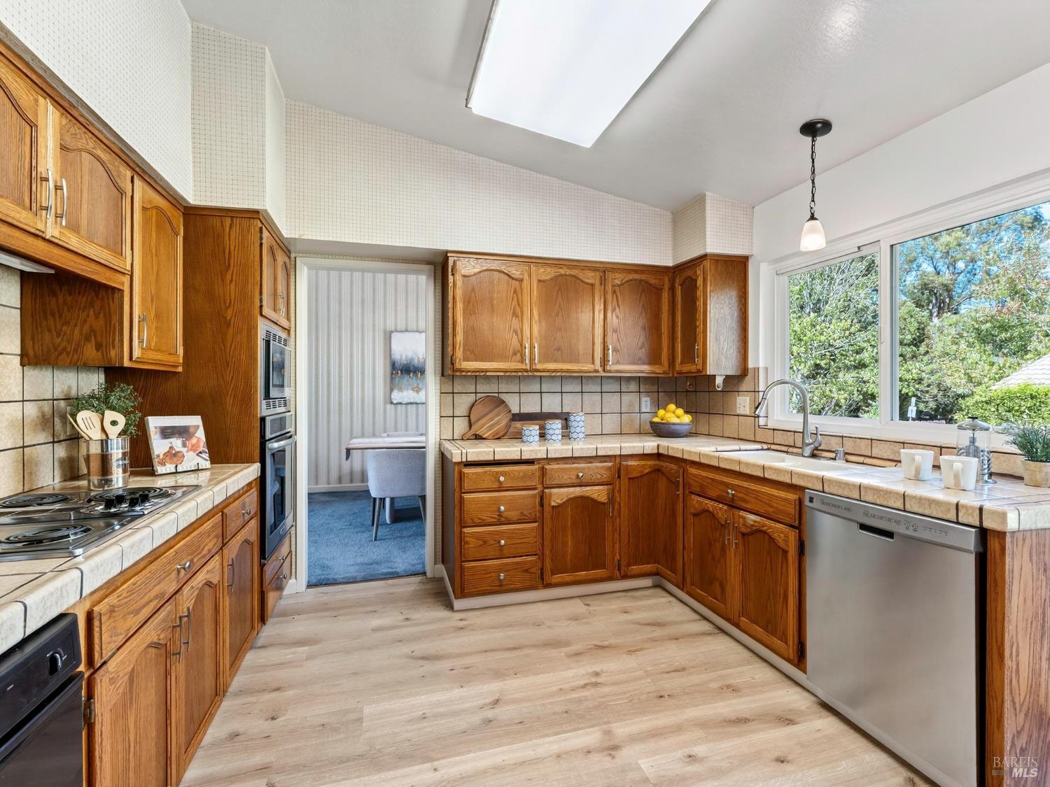 236 Skylark Way