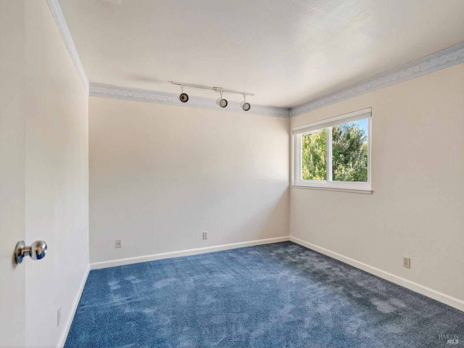 236 Skylark Way