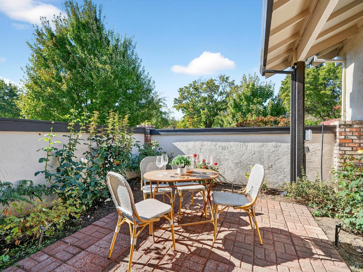 236 Skylark Way
