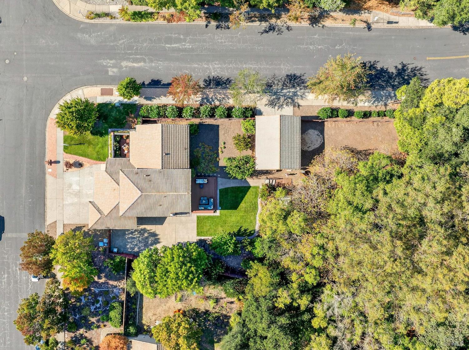 236 Skylark Way