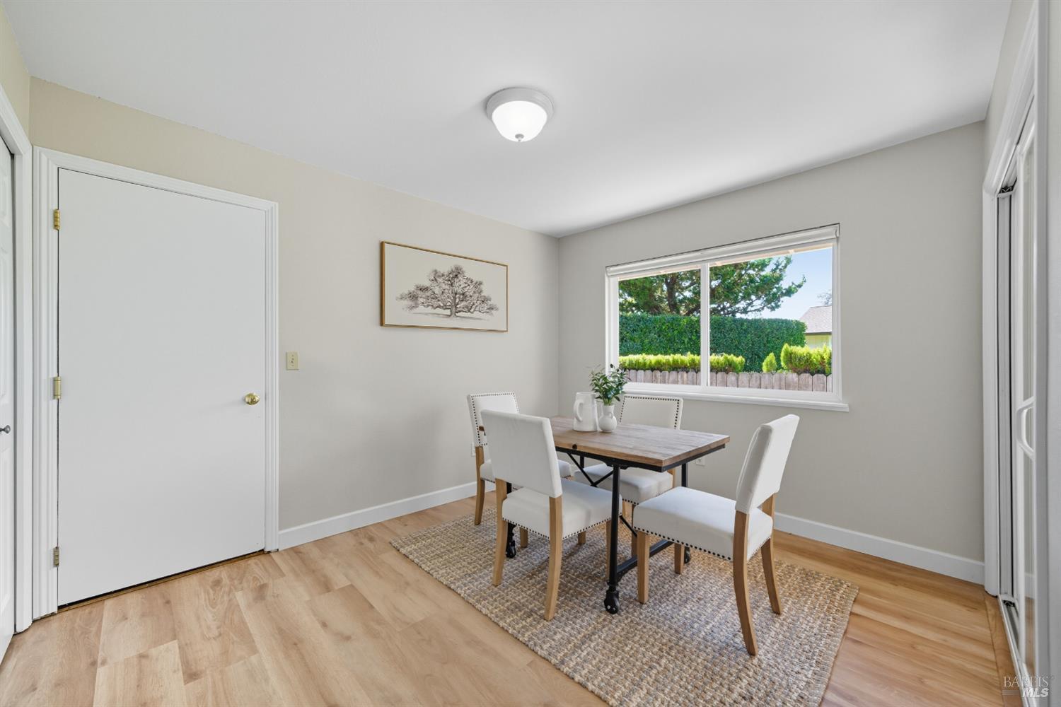 100 Vineyard Cir