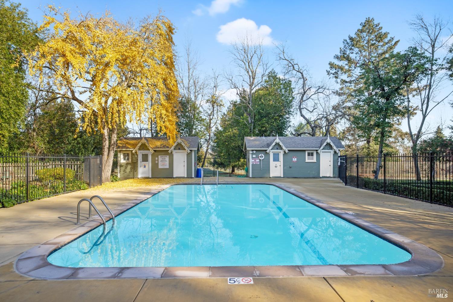 100 Vineyard Cir