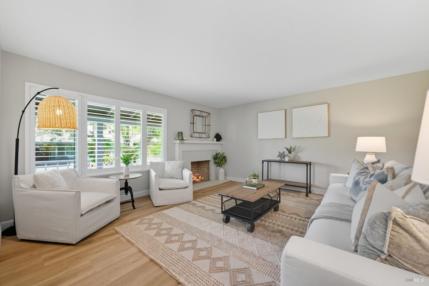 100 Vineyard Cir