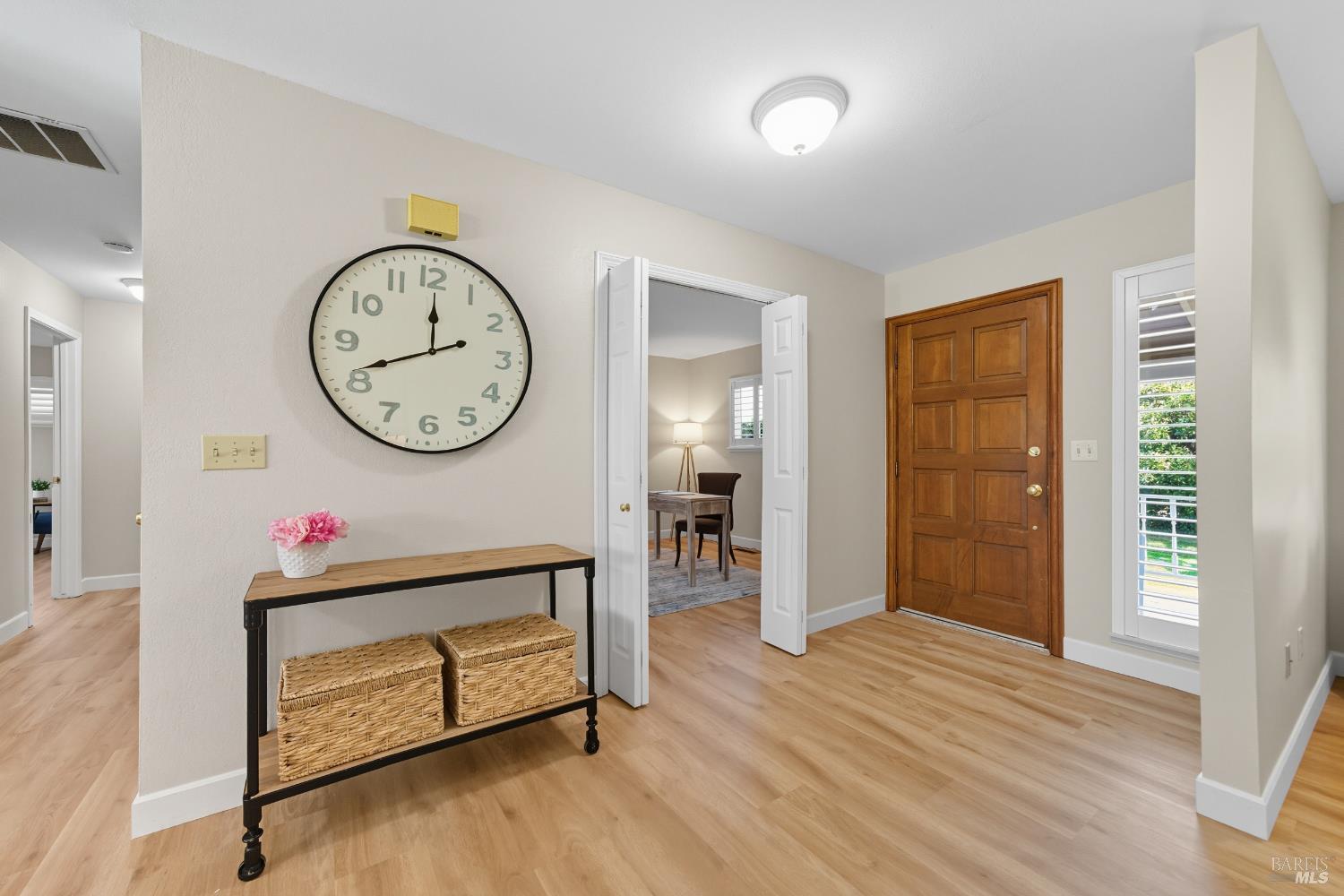 100 Vineyard Cir