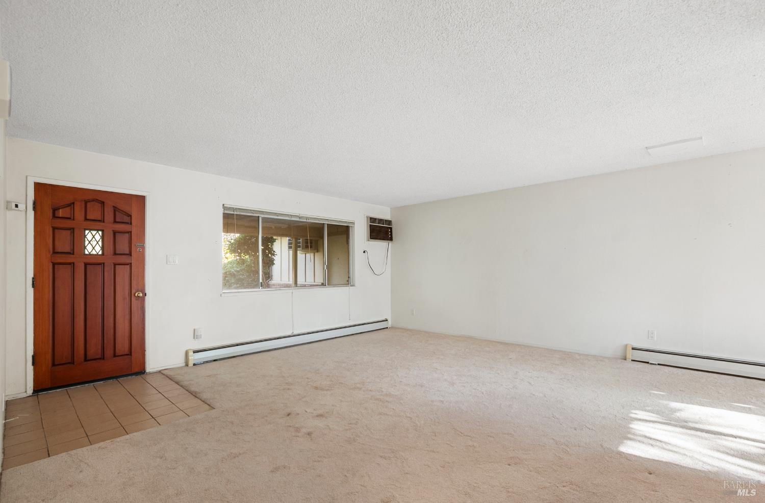2133 Redwood Rd