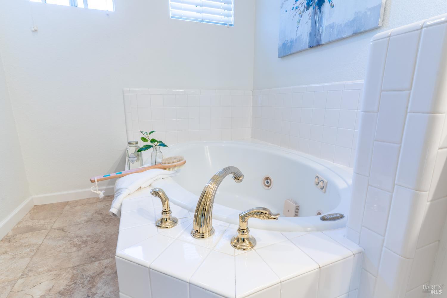 1125 Westview Dr