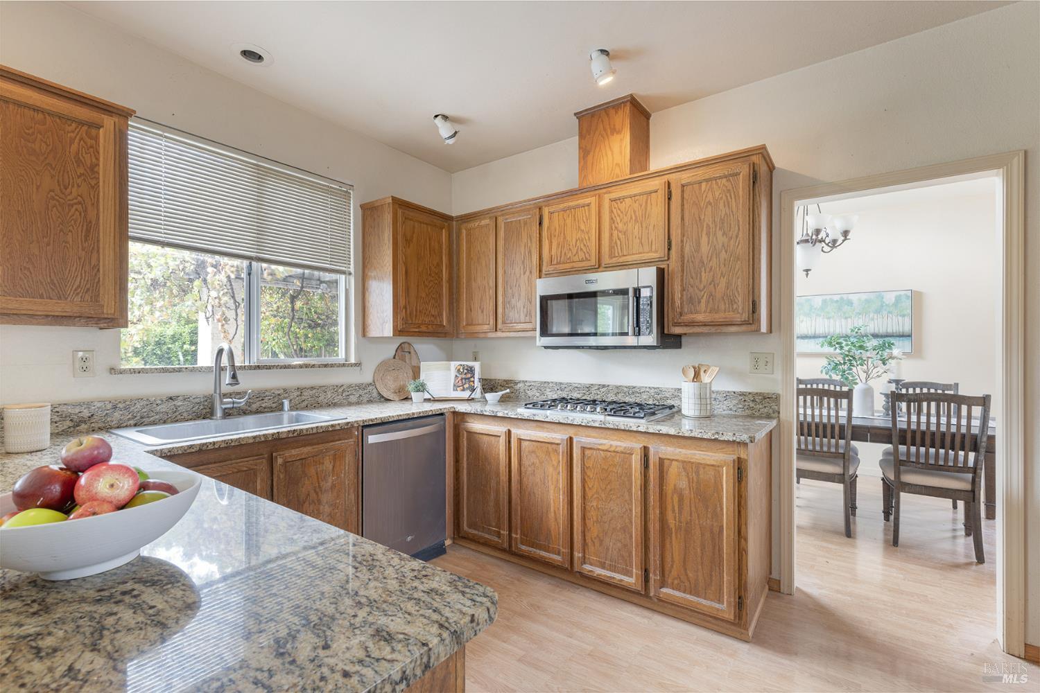 734 Shannon Dr