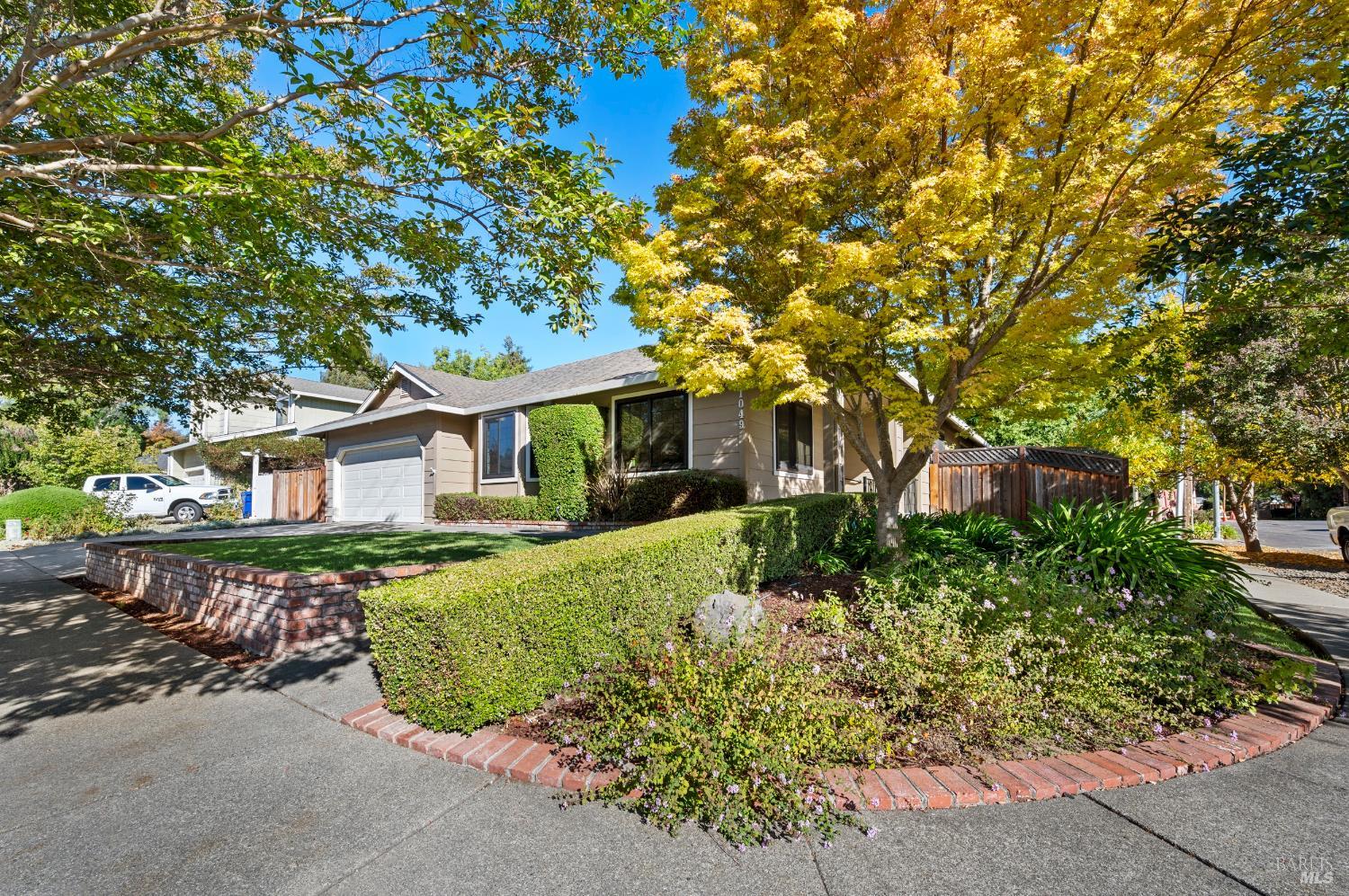 1049 Charlson Way