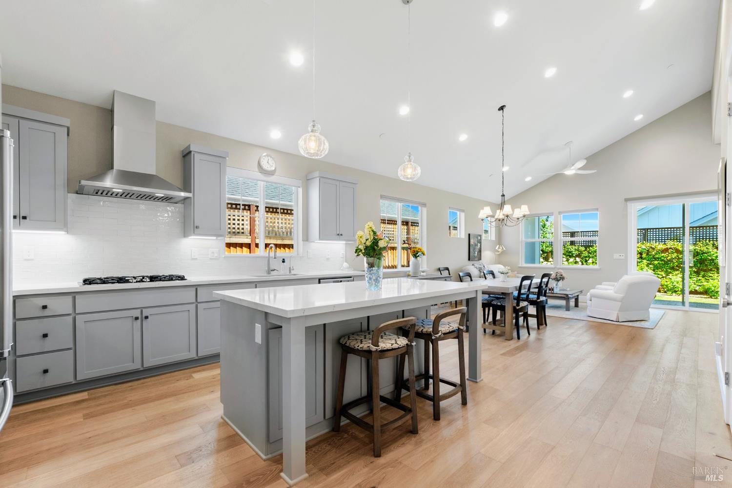 62 Winedale Ln