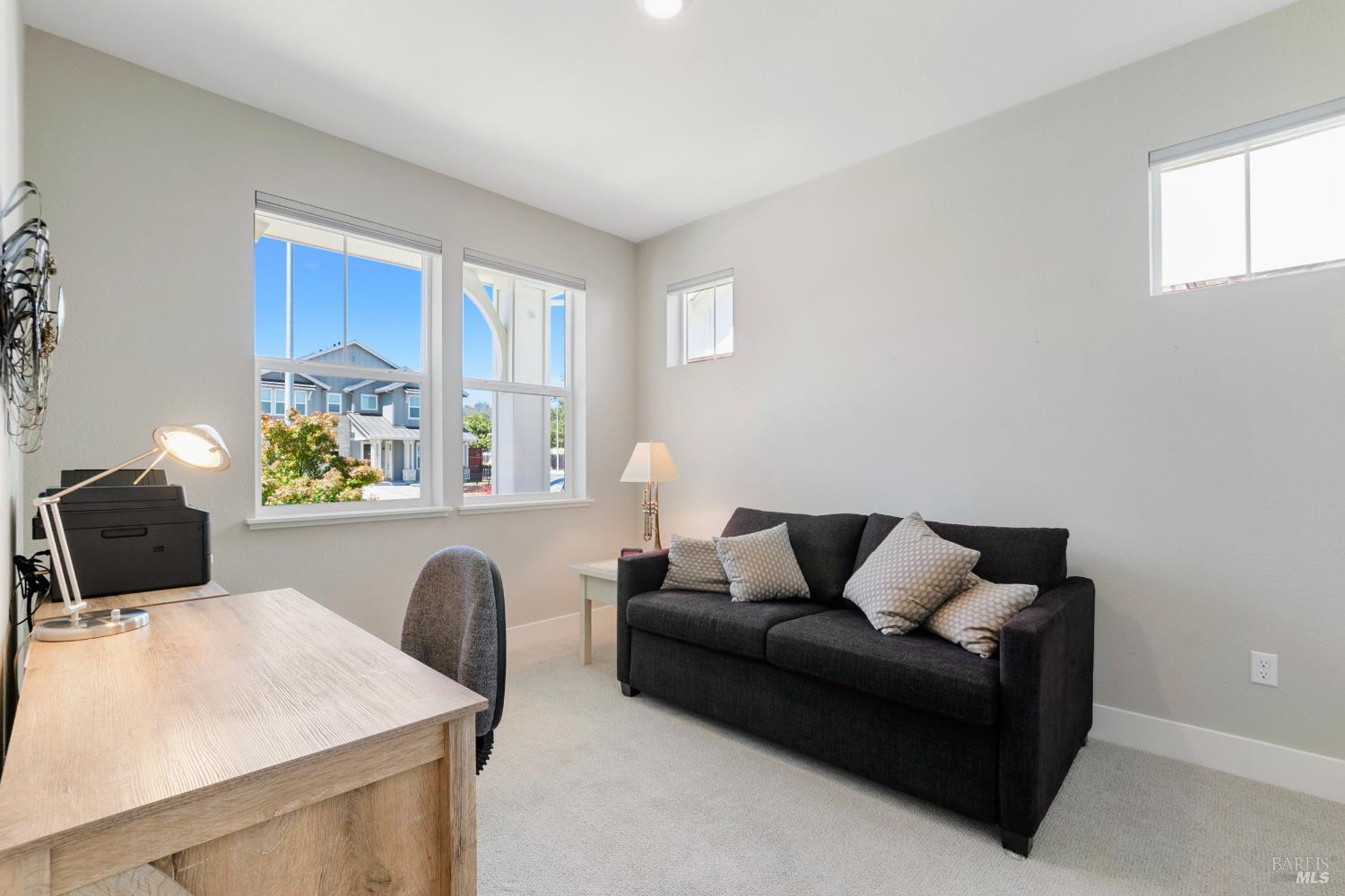 62 Winedale Ln