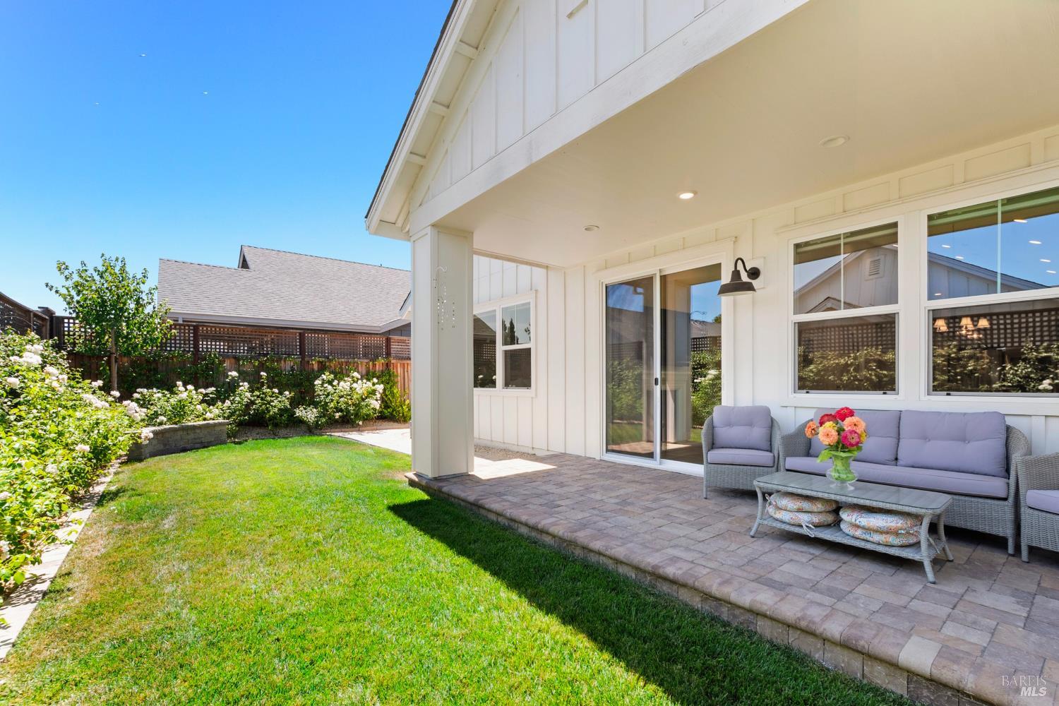62 Winedale Ln