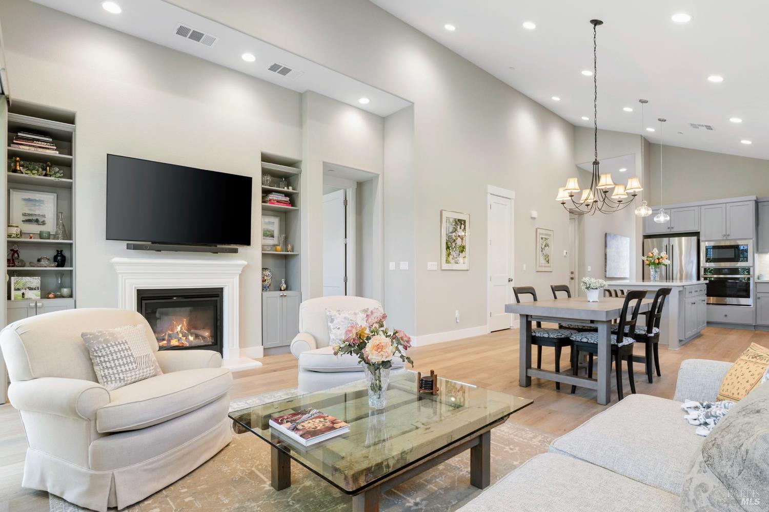 62 Winedale Ln