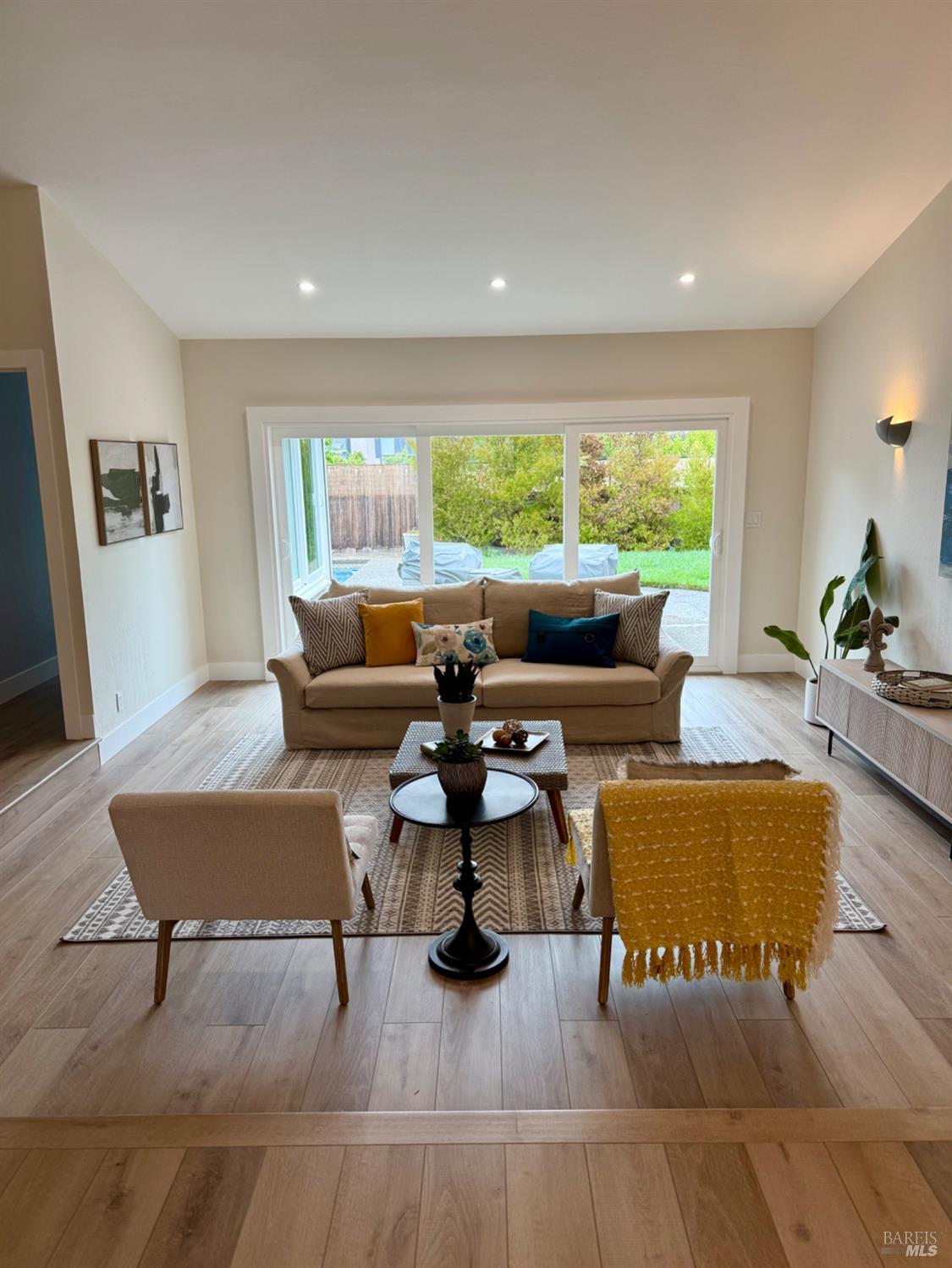 15 Lemon Ct