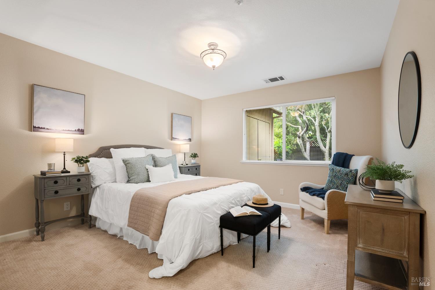 18 Tuscany Ct