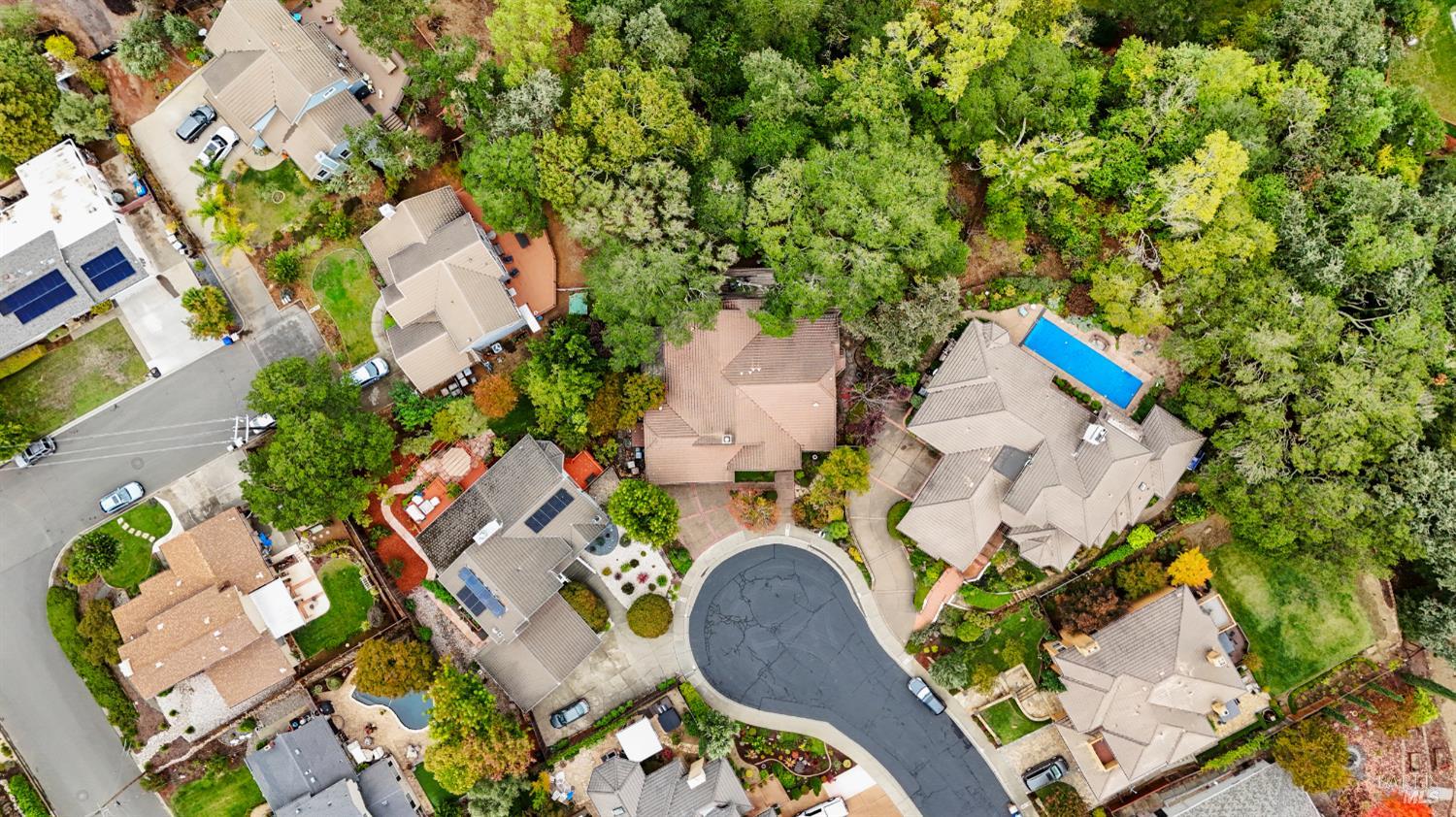 18 Tuscany Ct