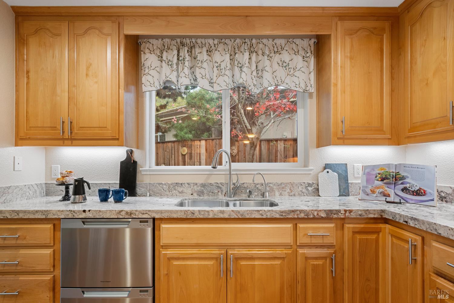 18 Tuscany Ct