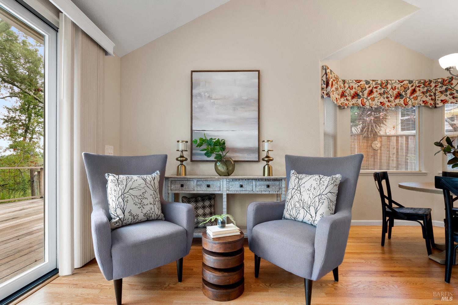 18 Tuscany Ct