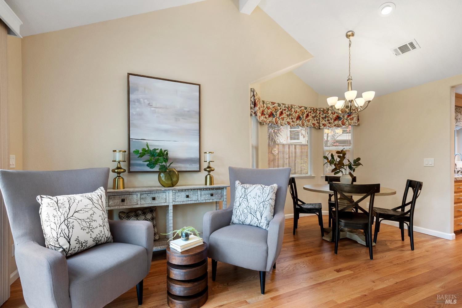 18 Tuscany Ct