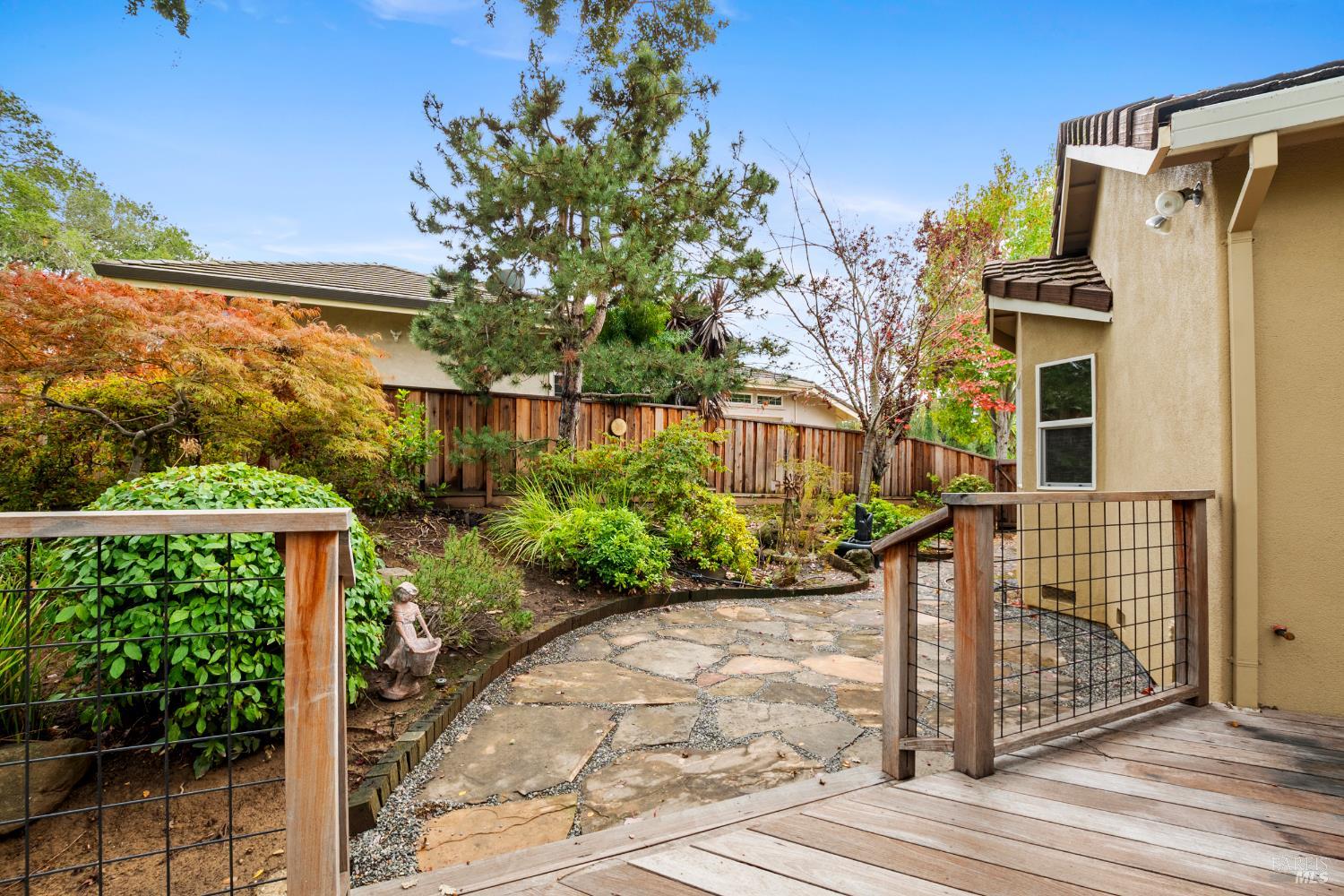 18 Tuscany Ct