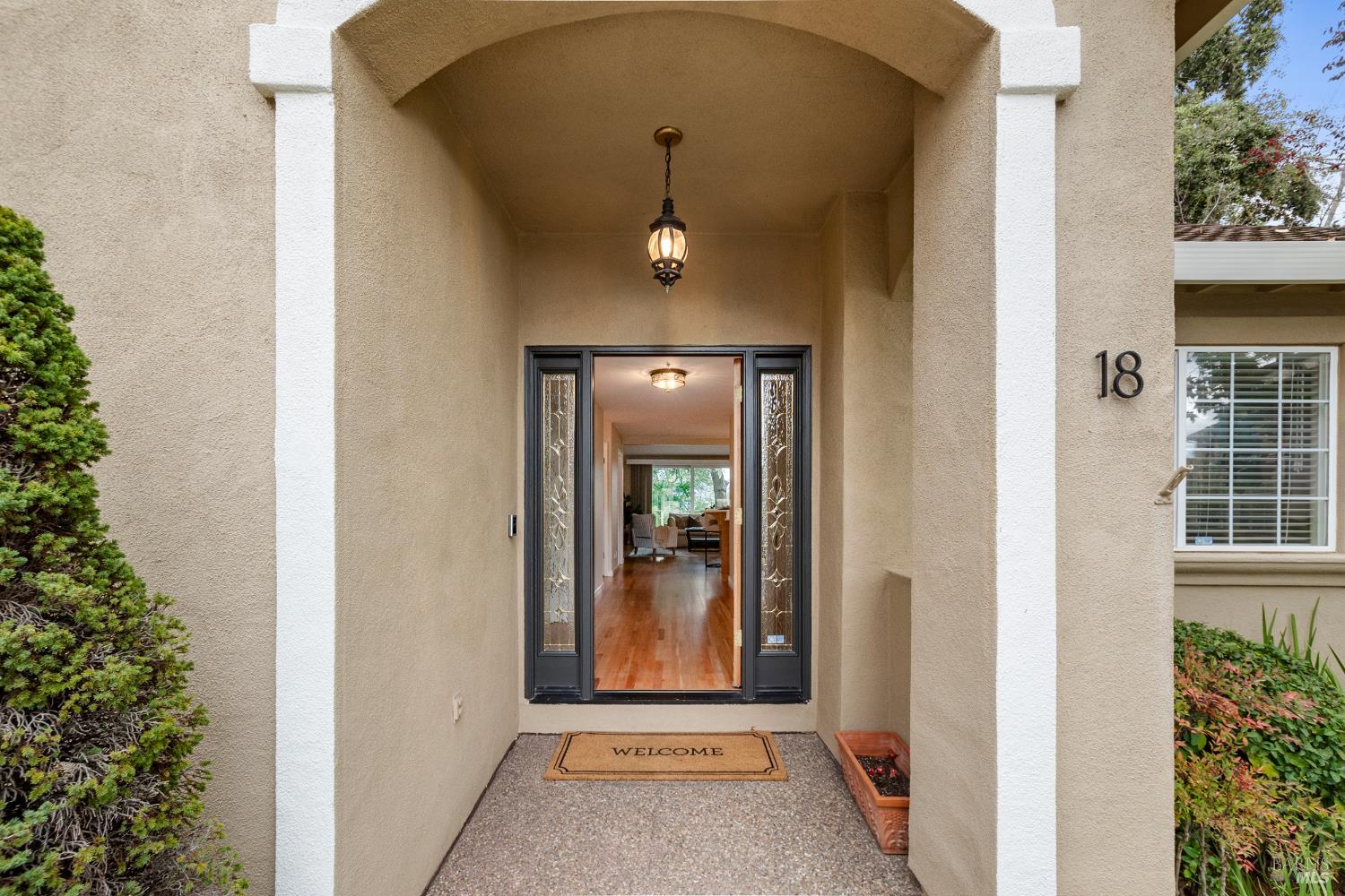 18 Tuscany Ct