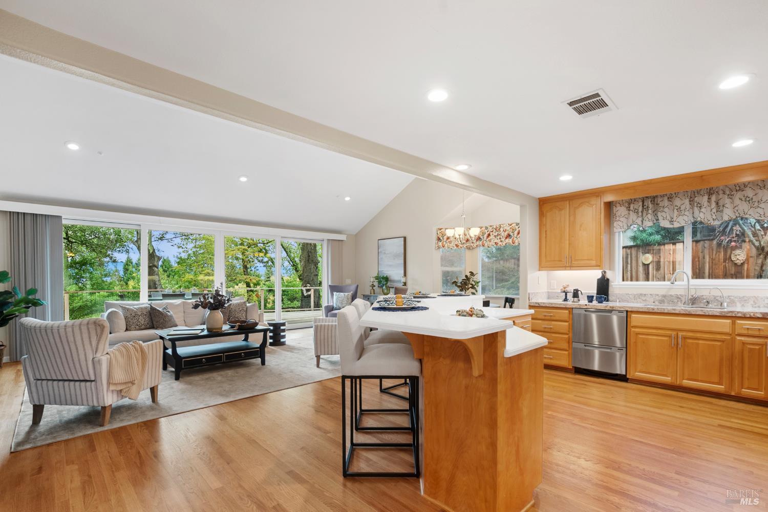18 Tuscany Ct