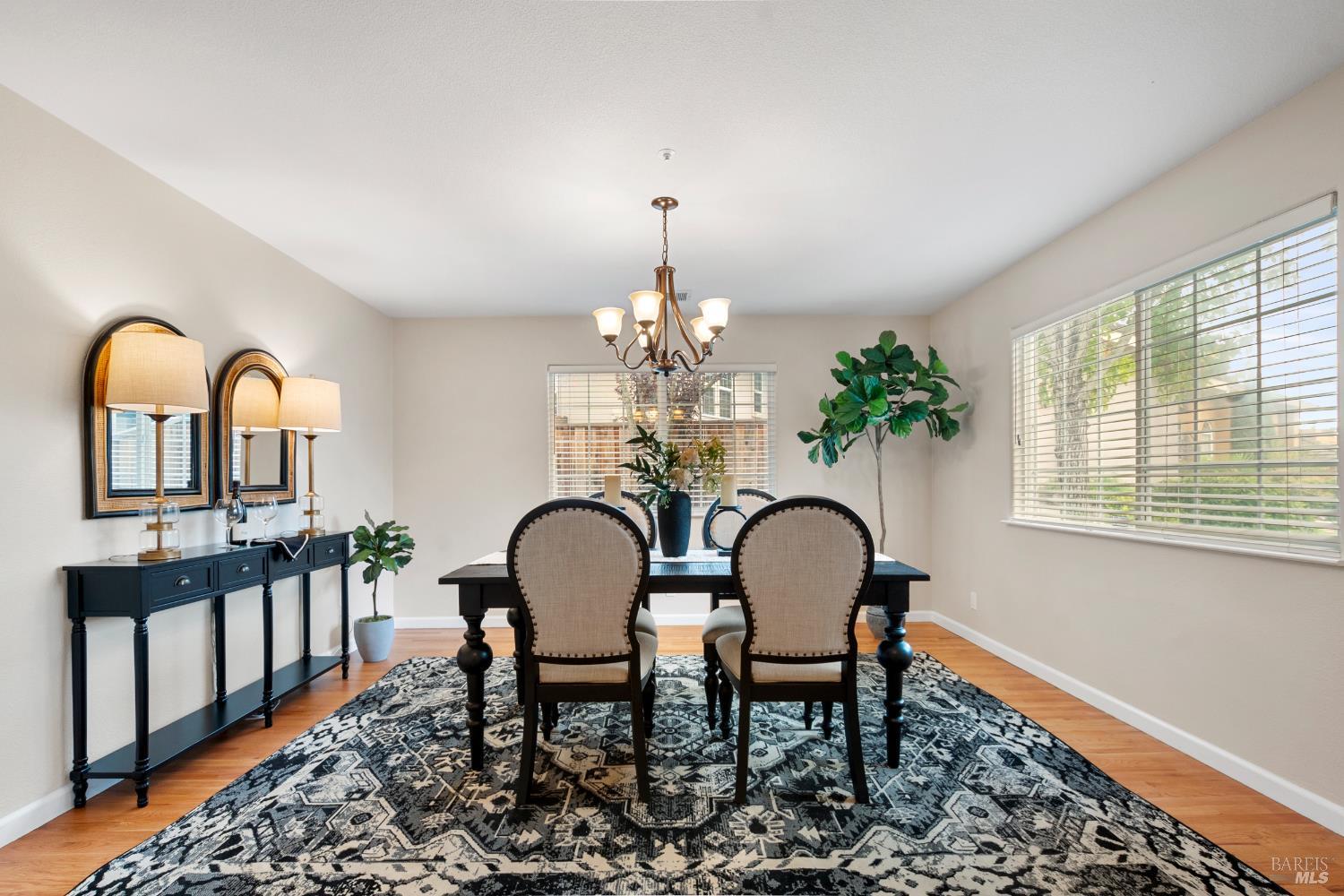 18 Tuscany Ct