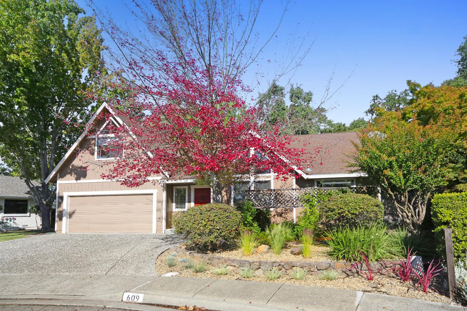 609 Ross Ct