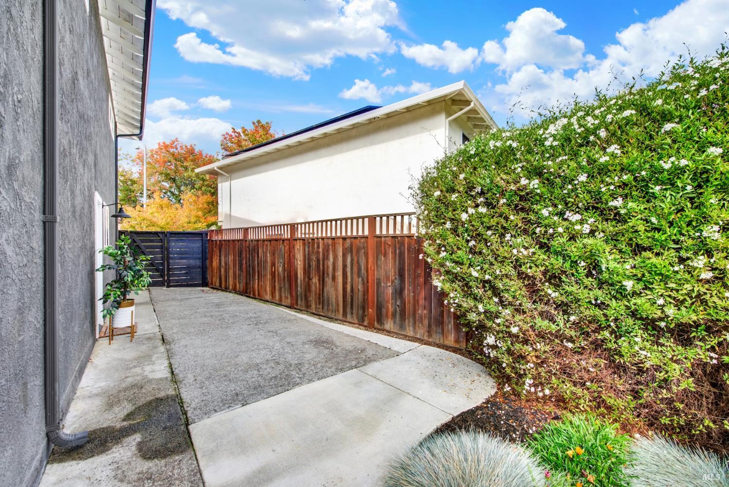 1008 Dellbrook Drive