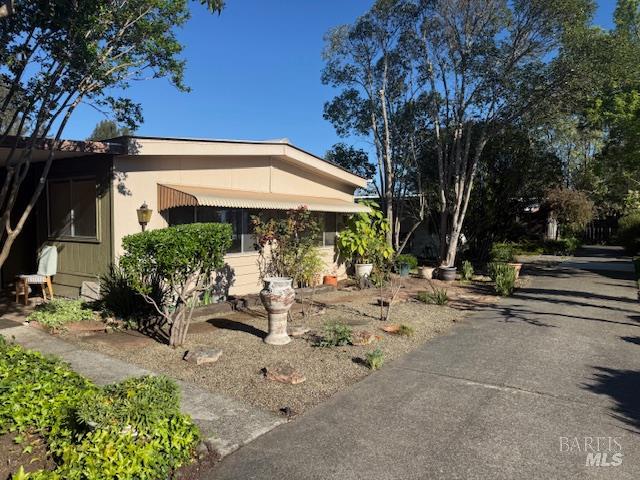 69 Guadajara Street