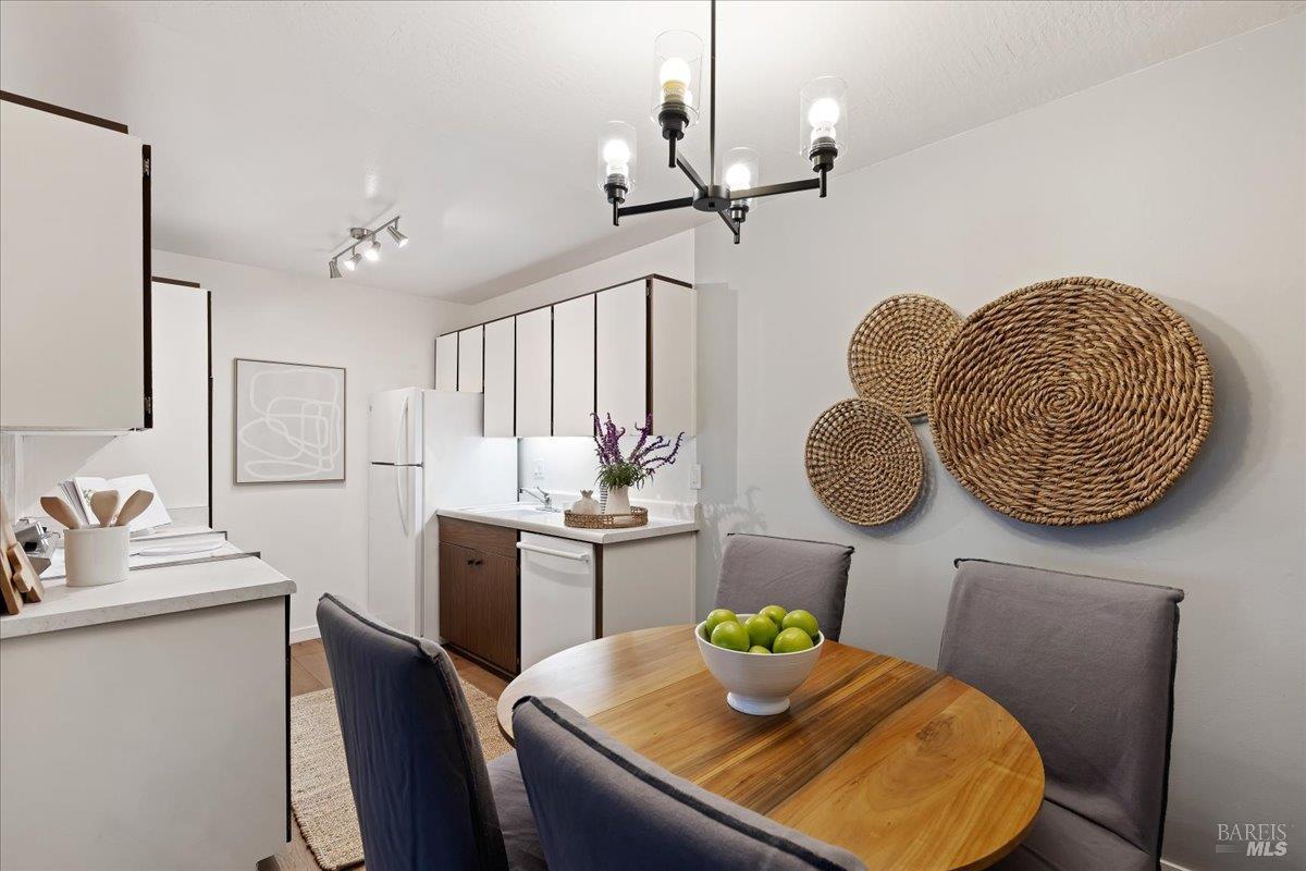 1417 Marchbanks Dr #4