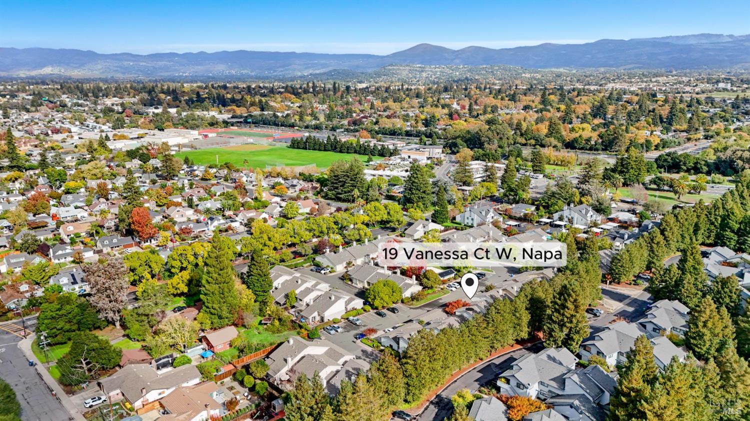 19 W Vanessa Ct