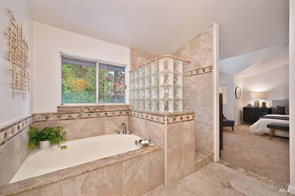 2222 Silver Fox Circle