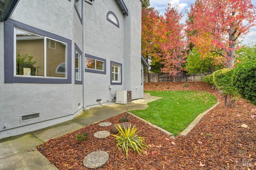 2222 Silver Fox Circle