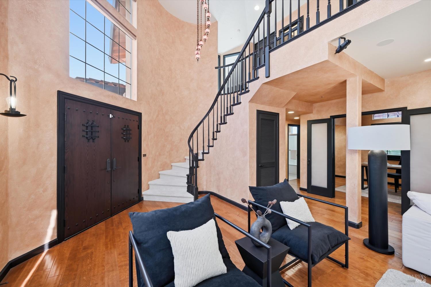 28 S Newport Drive