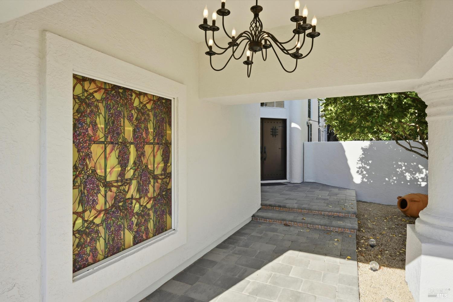 28 S Newport Drive