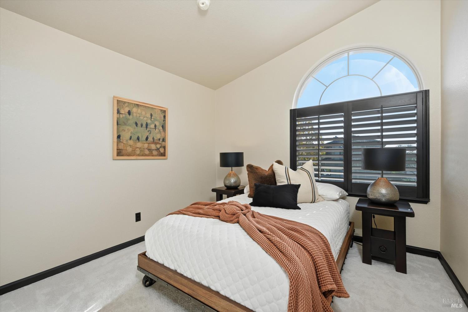 28 S Newport Drive