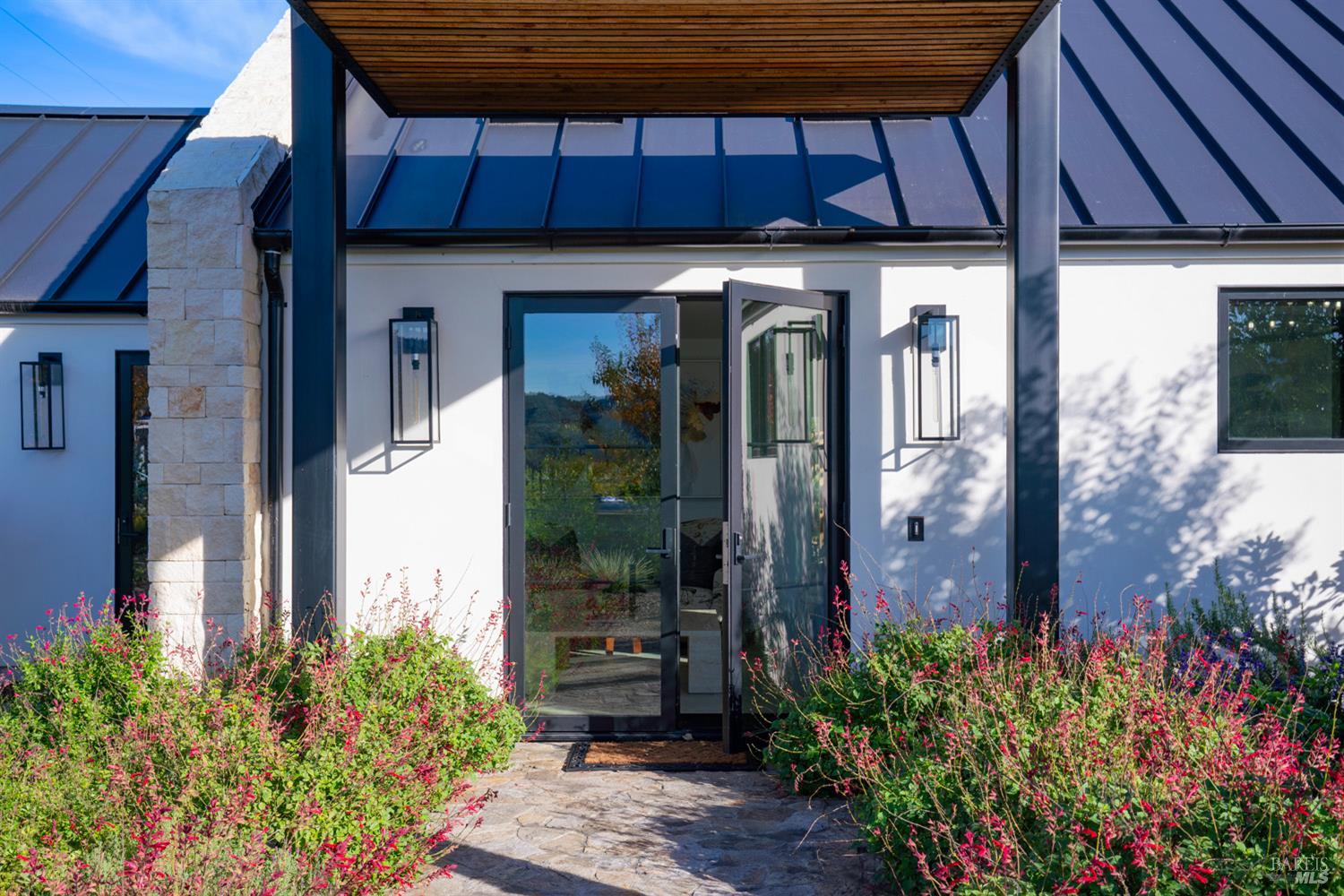 6161 Silverado Trail