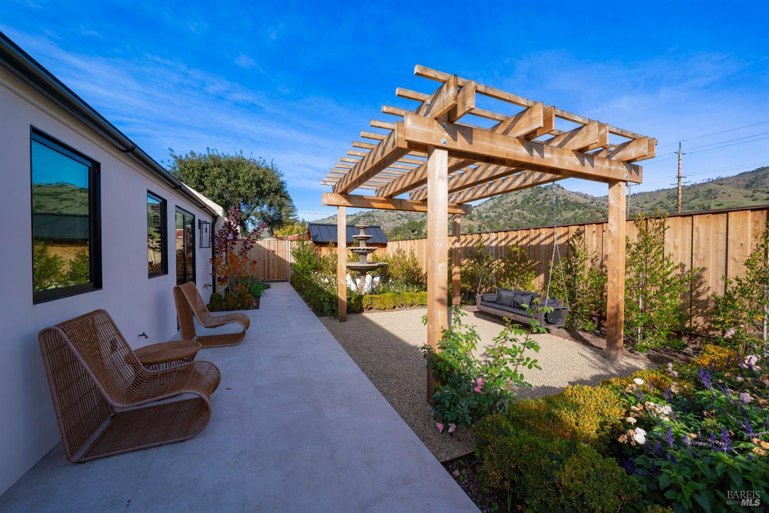 6161 Silverado Trail