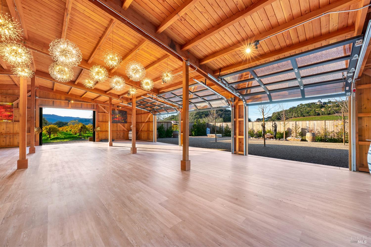 6161 Silverado Trail